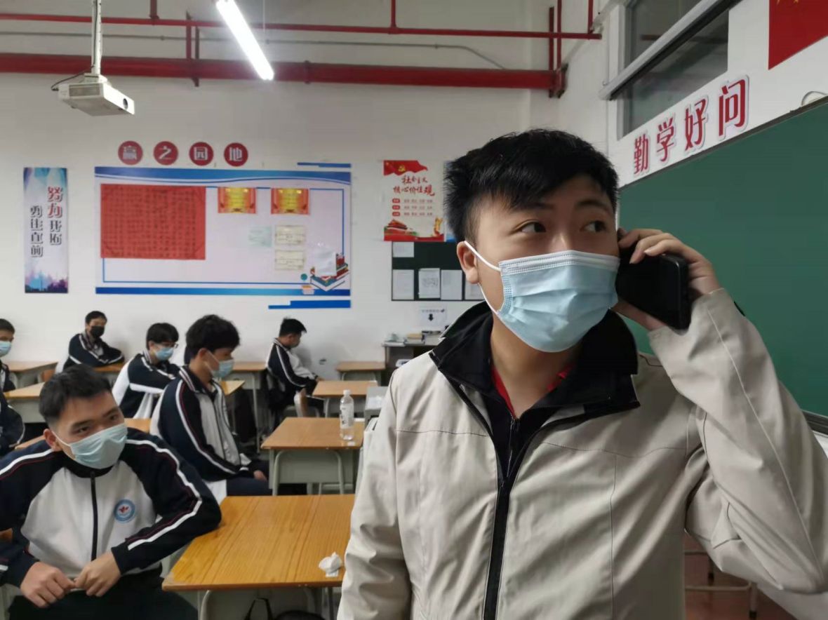 防疫不放松 演练筑防线｜新盈学校与遵医五院专家共同开展防控急应演练